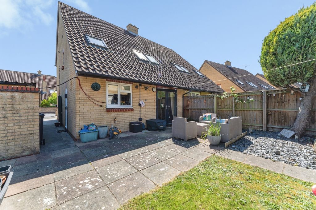 Property photo 3 of 30 Pbox-Img.Jpg