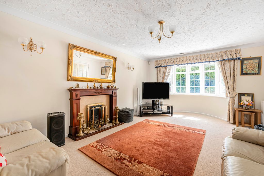 Property photo 2 of 33 651907