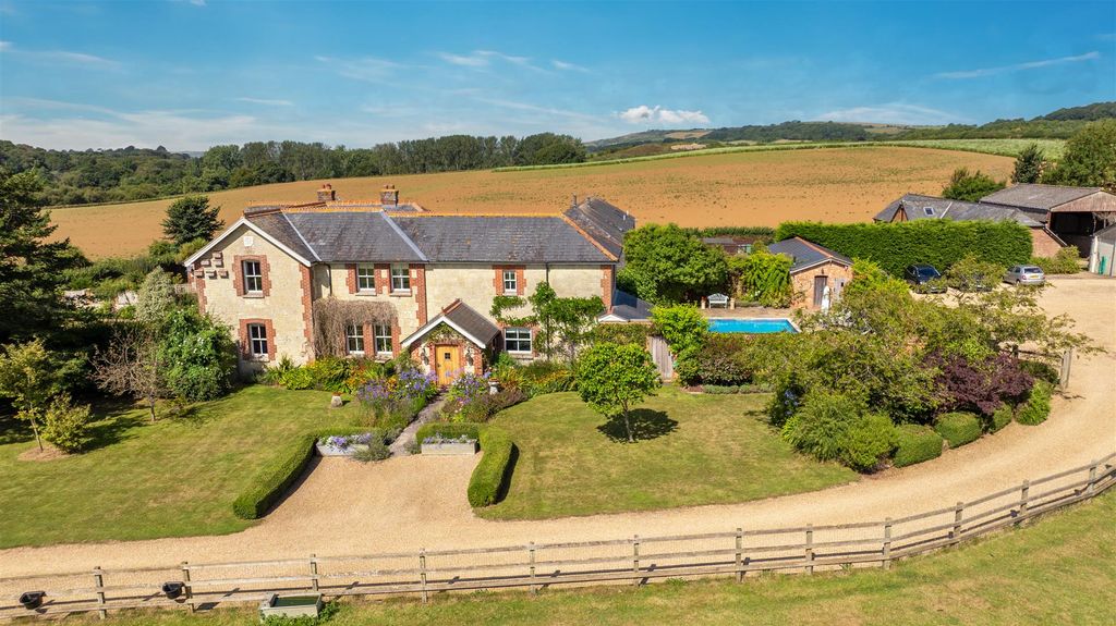 Property photo 1 of 47 Chiddles Farm
