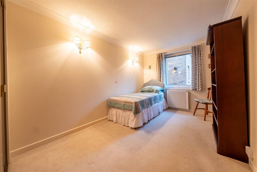 Additional image 11 of 2 bed flat for saleWindsor Terrace, Perth PH2
