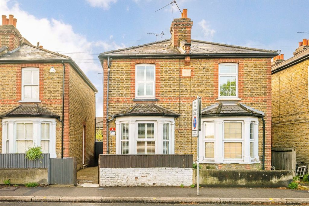 Property photo 1 of 7