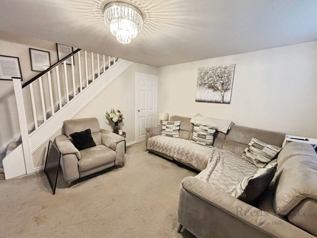 Property photo 2 of 22 Picture No. 12