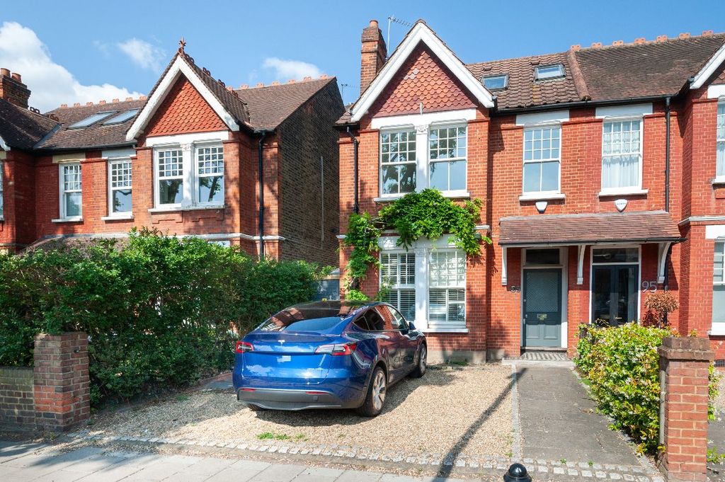 Property photo 1 of 26