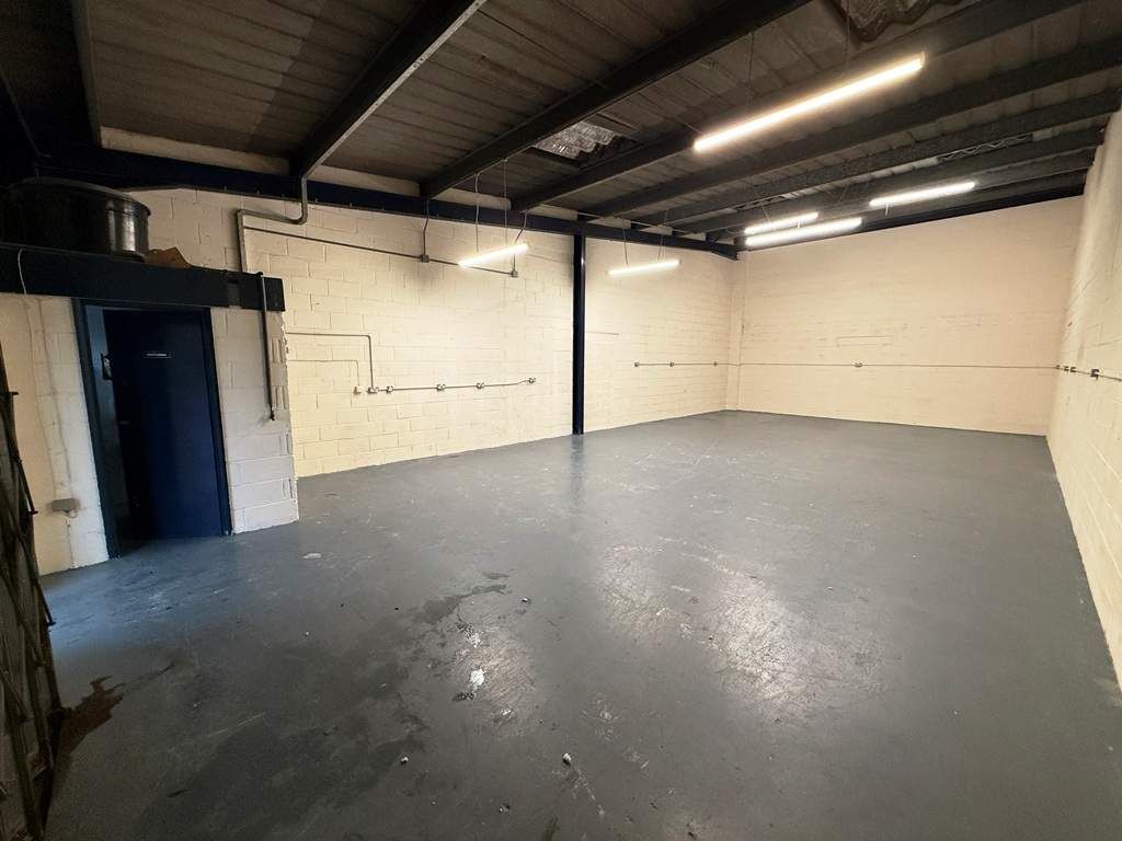 Property photo 2 of 3