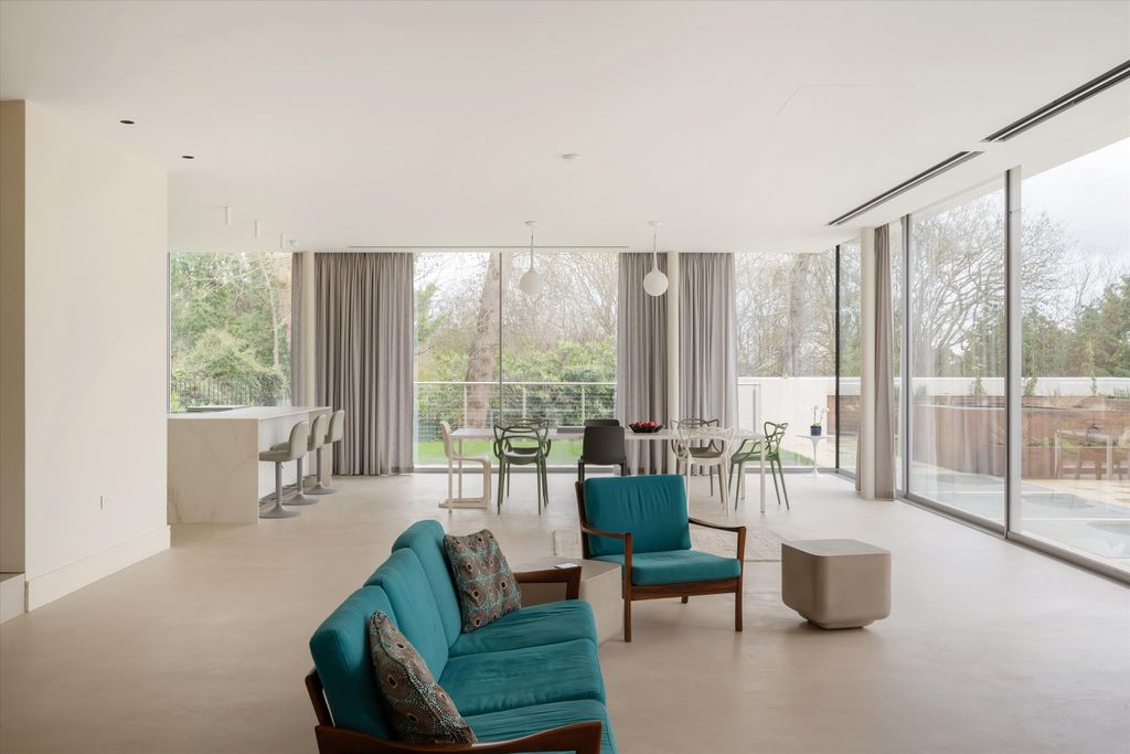 Property photo 2 of 37 Image