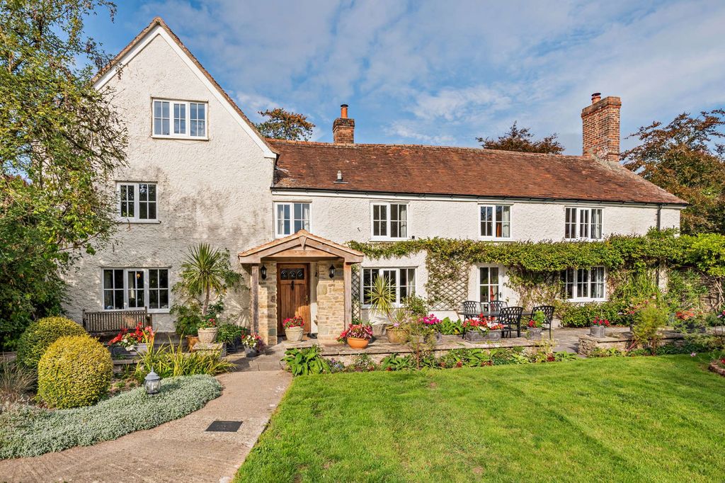 Property photo 1 of 21 Bagmore Farm House