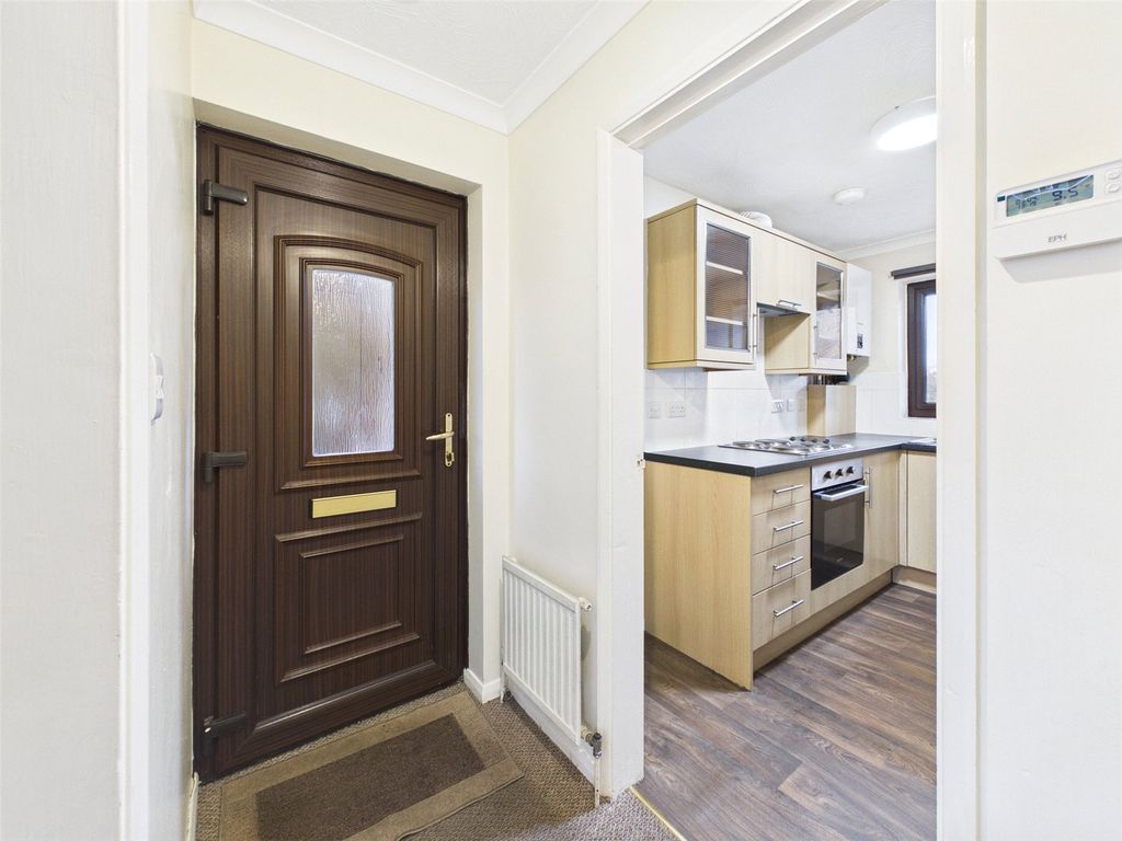 Property photo 2 of 21 Picture No. 28