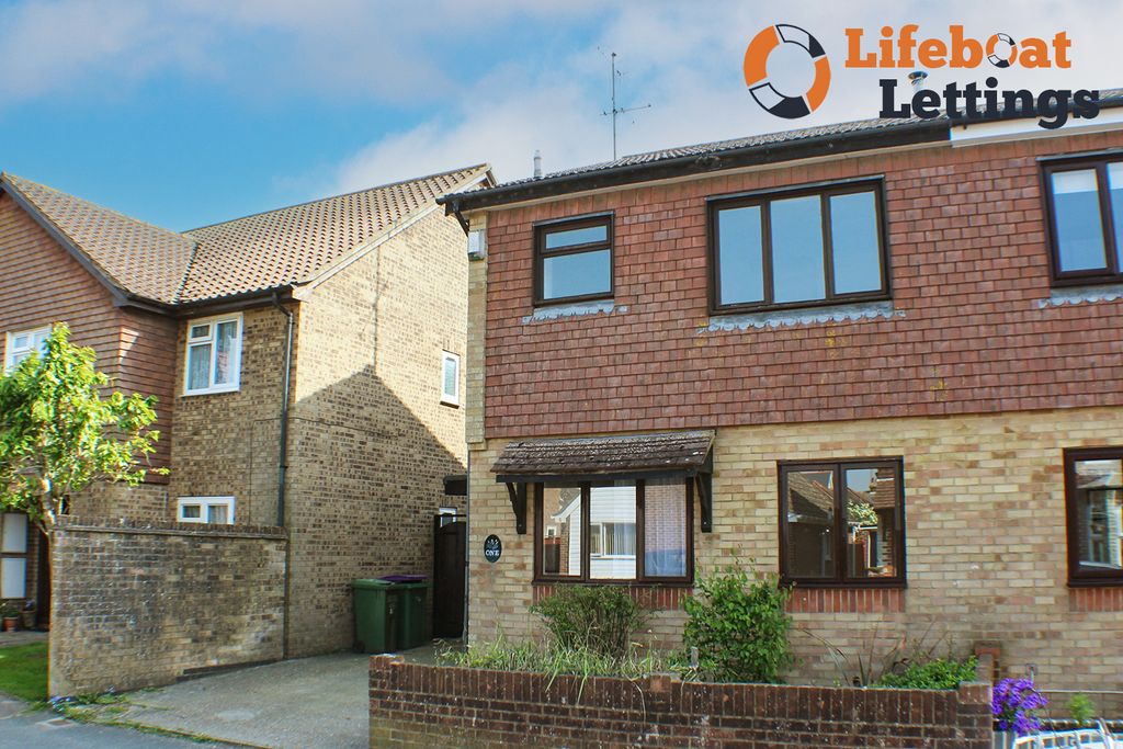 Property photo 1 of 10 Front View