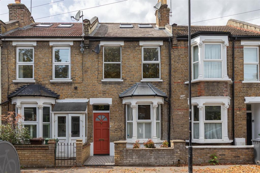 Property photo 1 of 27 Springfield Road E17