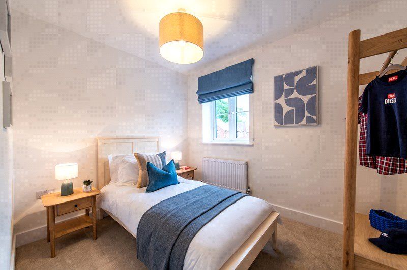 Property photo 2 of 12 Kensham Bedroom