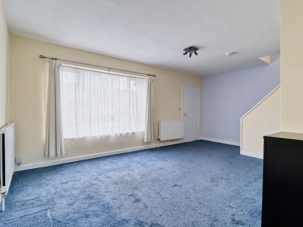 Property photo 3 of 16 Lounge - Ewemove Swindon South
