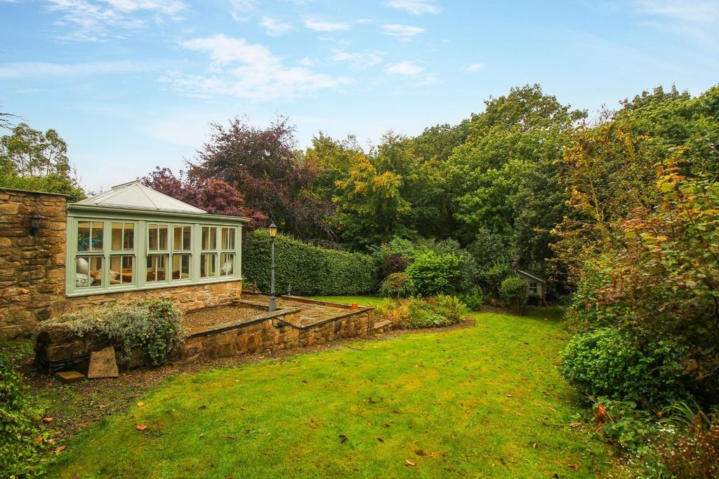 Property photo 1 of 25 21