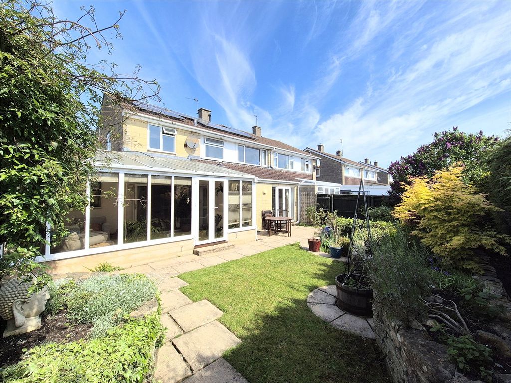 Property photo 2 of 35 Picture No. 22