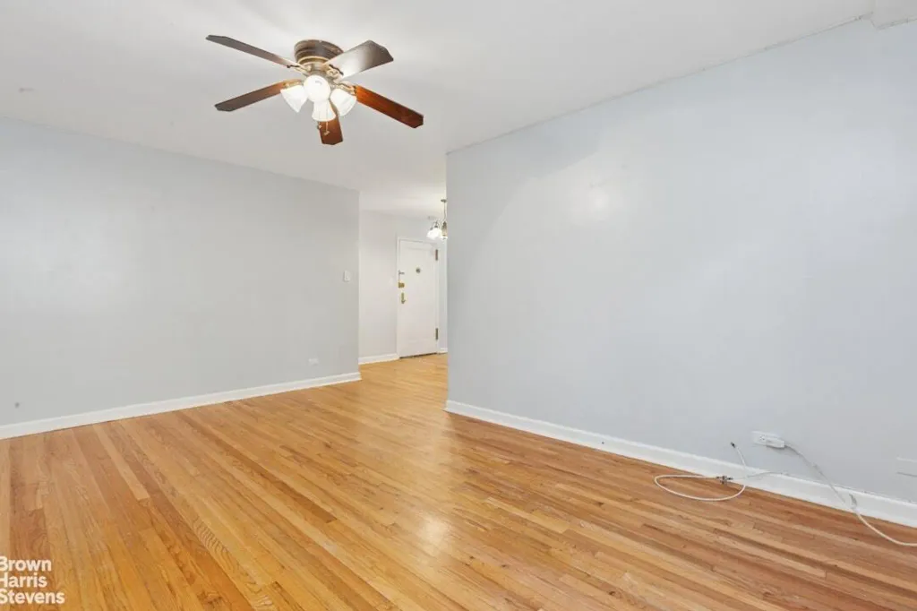 Property photo 3 of 13 <Alttext/>