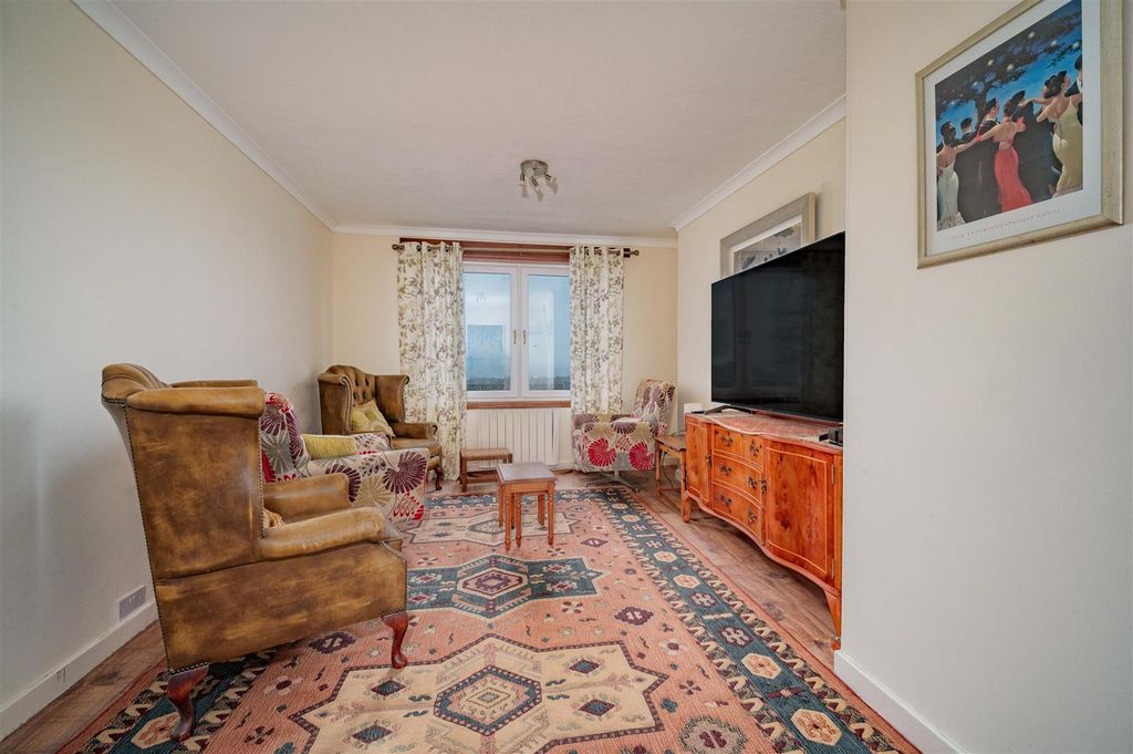 Property photo 3 of 13 11C Pentland Crescent Dundee-1.Jpg