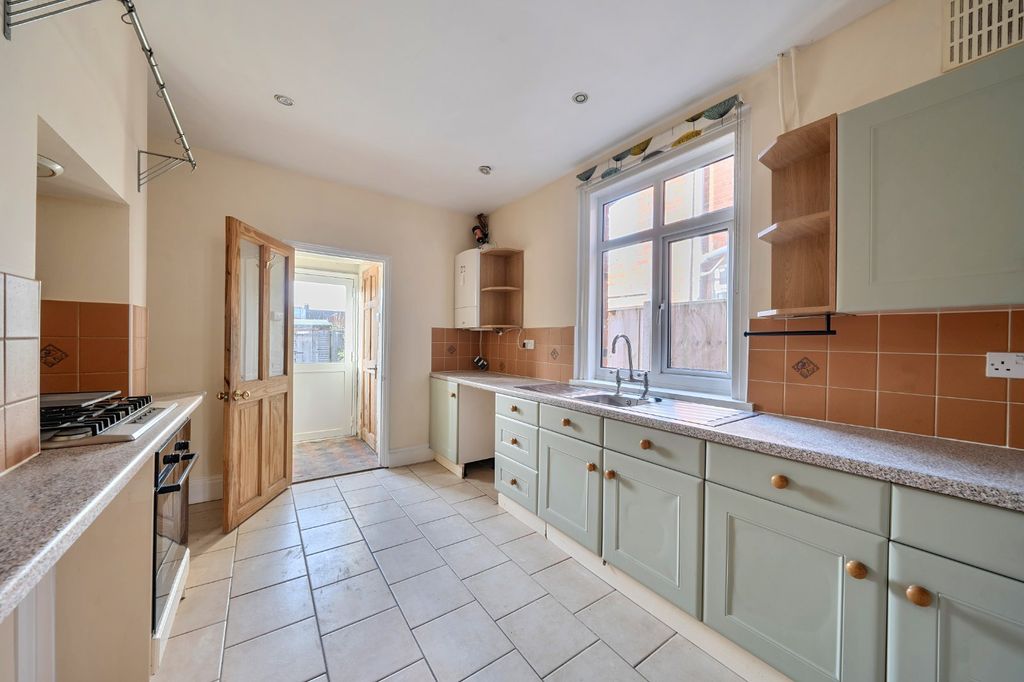 Property photo 3 of 13 Picture No. 15