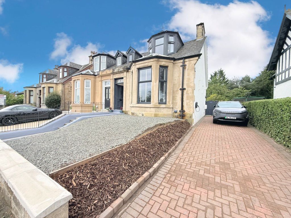 Property photo 2 of 38