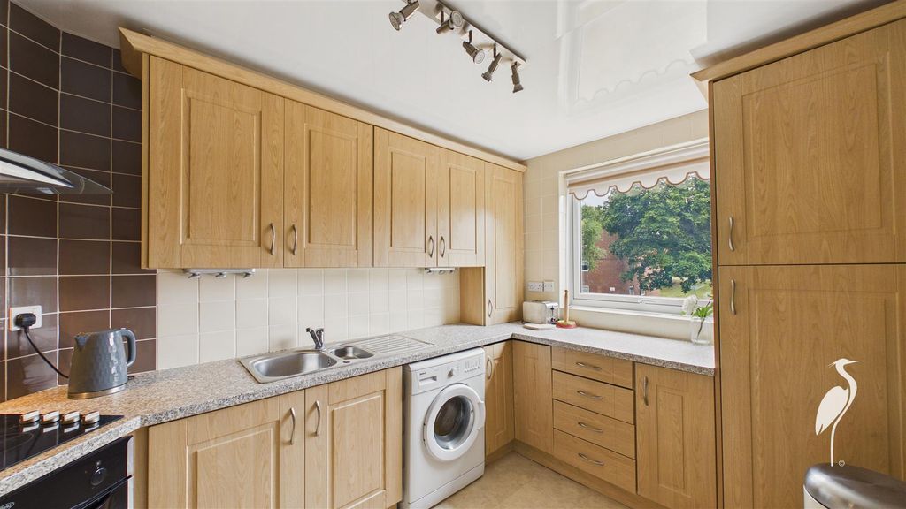 1 bed flat for salePadonhill, Moorside, Sunderland SR3 photo 4