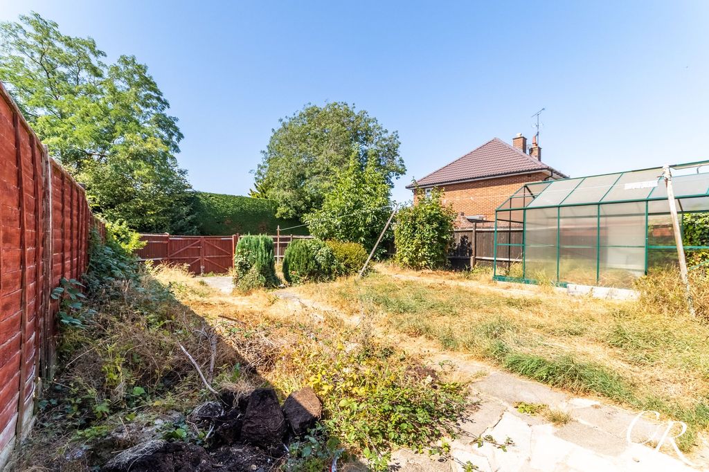 Property photo 3 of 20