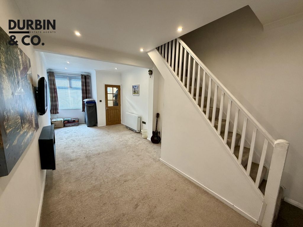 Property photo 3 of 18 Photo 3