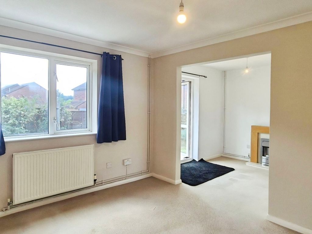 Property photo 3 of 13