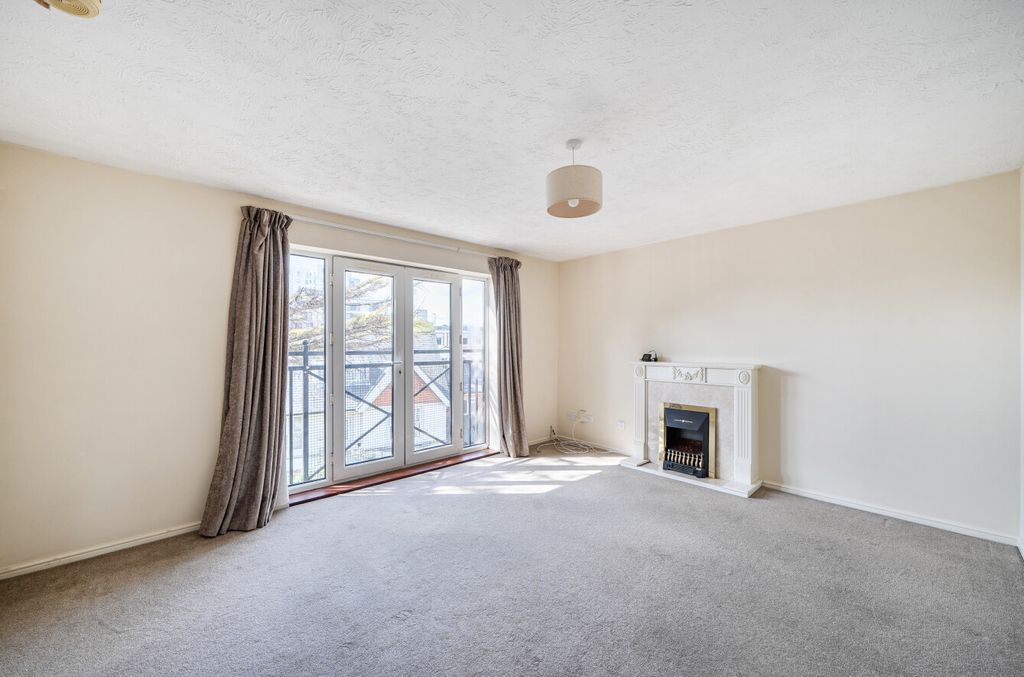 Property photo 2 of 12 1458003-28-69Fc5c...