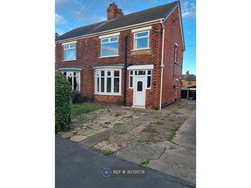 Property photo 2 of 35
