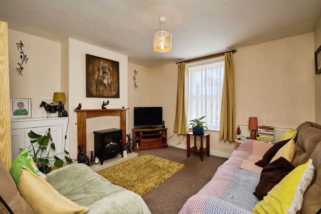 Property photo 3 of 14 Photo