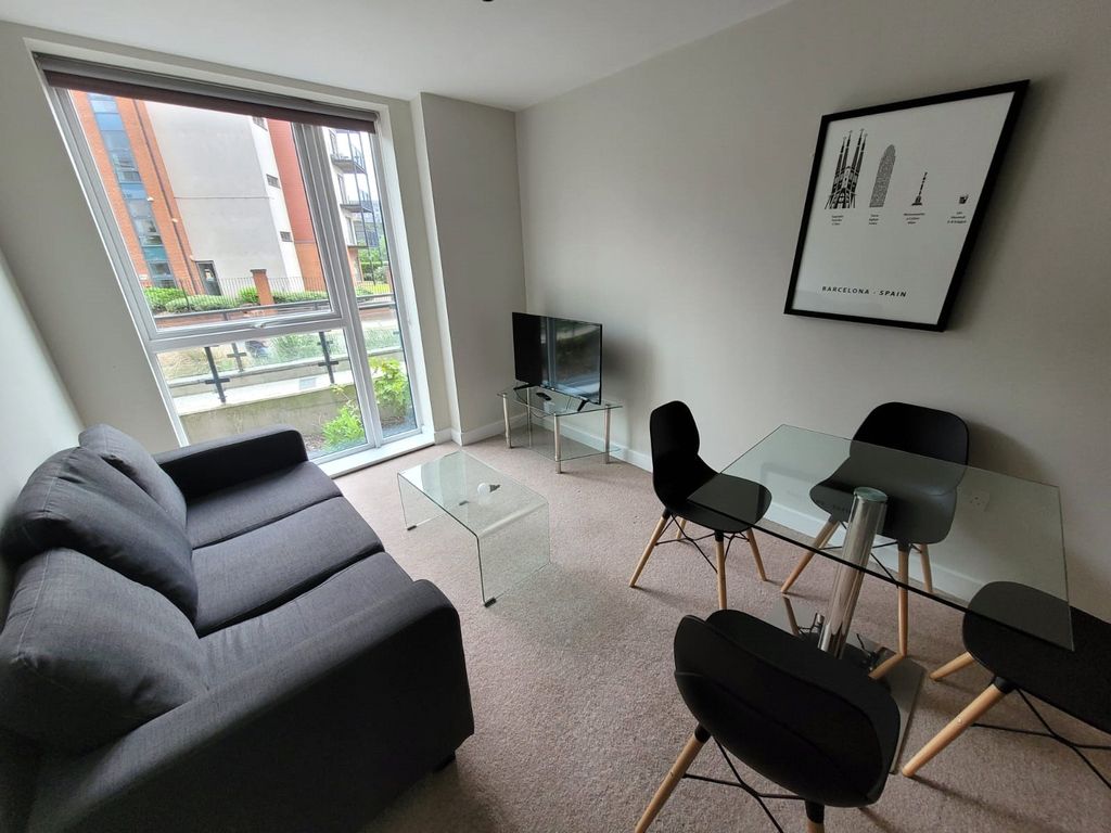 Property photo 3 of 10 Picture 3