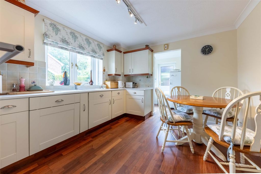 Property photo 3 of 21 B-A-5.Jpg