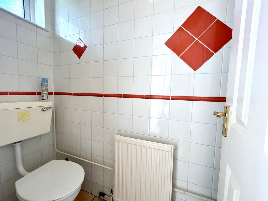 Property photo 3 of 11