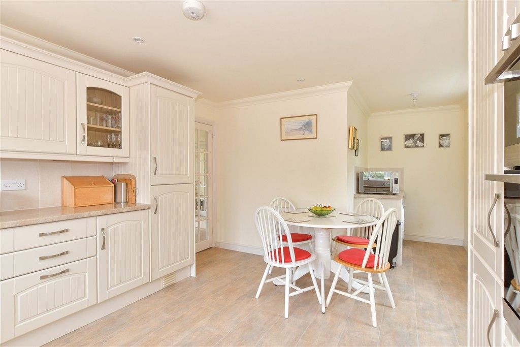 Property photo 3 of 14 Kitchen/ Breakfast Room
