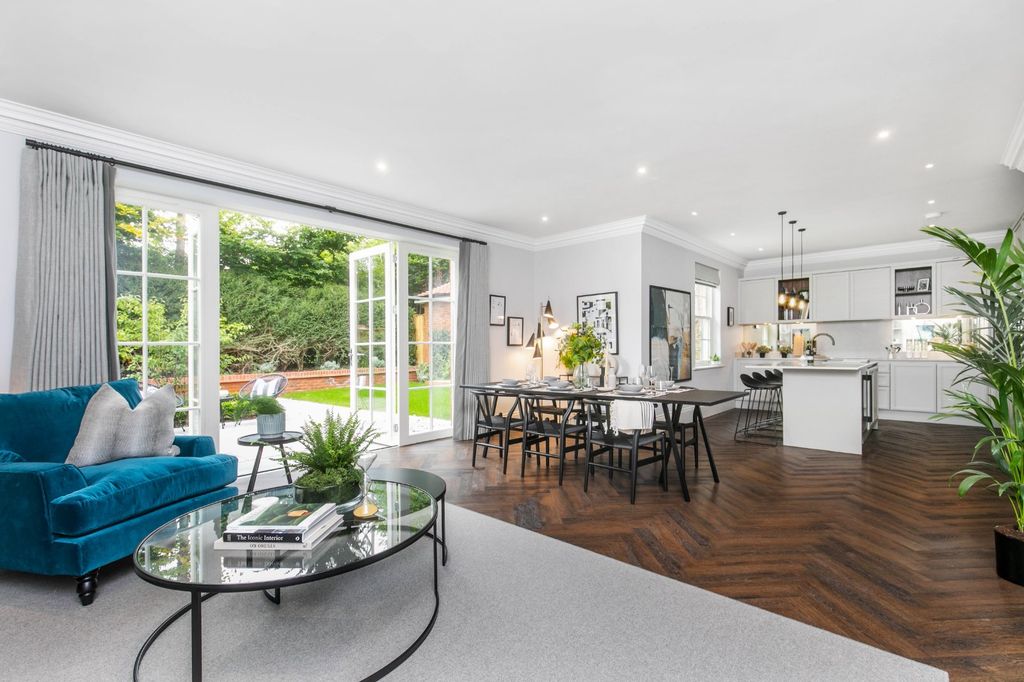 Property photo 3 of 6 Picture No. 09