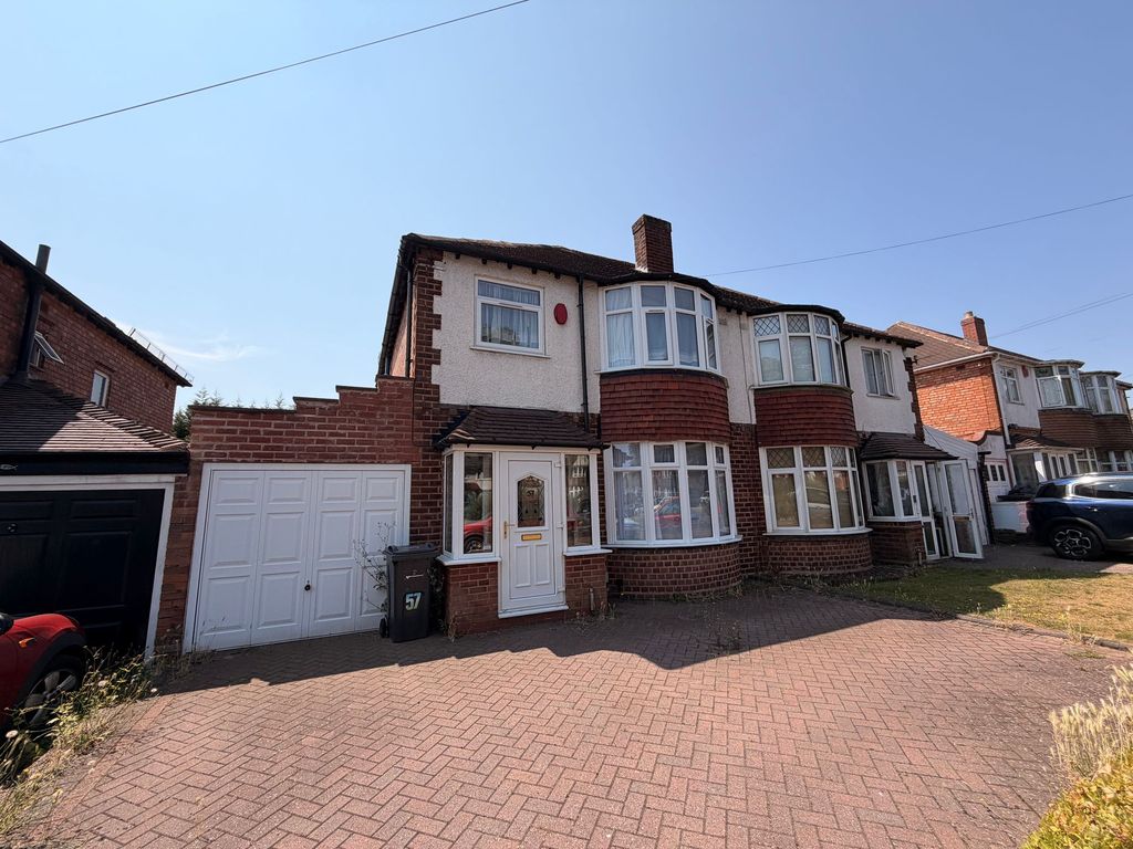 Property photo 1 of 26