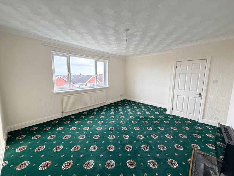 Property photo 2 of 12 Lounge