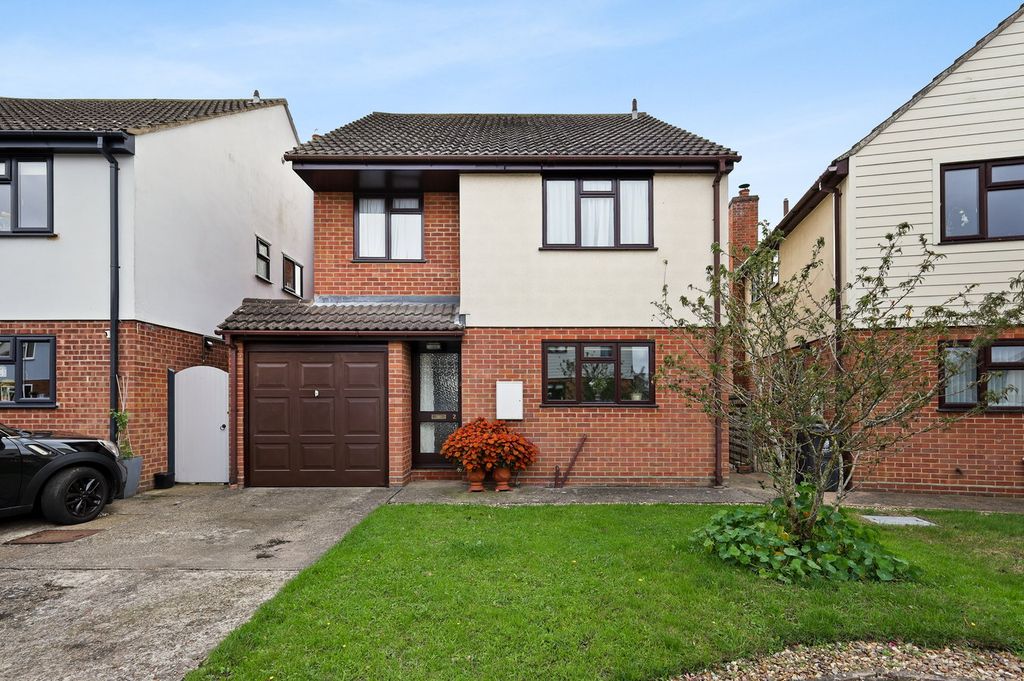 Property photo 1 of 23