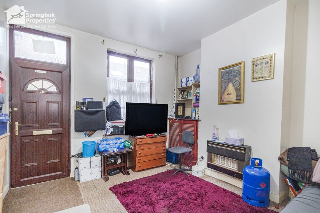 Property photo 2 of 10 Image 2