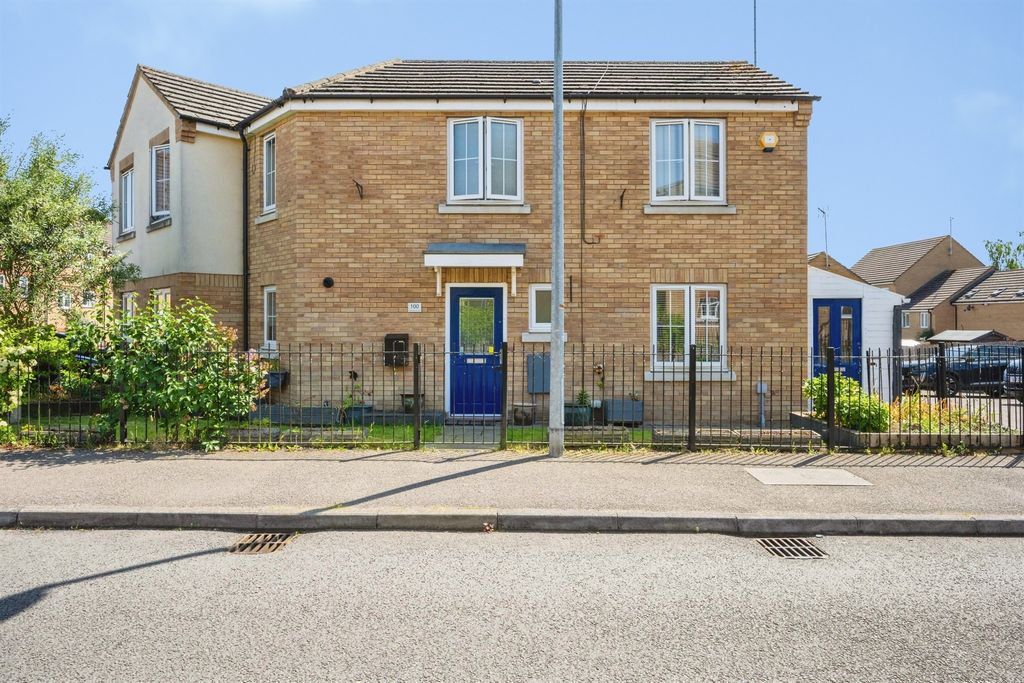 Property photo 1 of 16