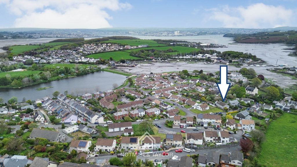 Property photo 1 of 30