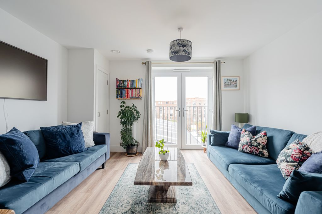 Property photo 3 of 20 Property Image 3