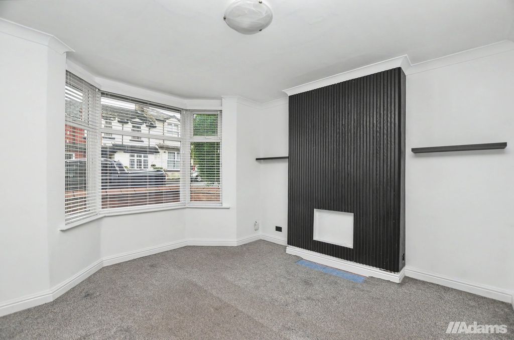 Property photo 2 of 29