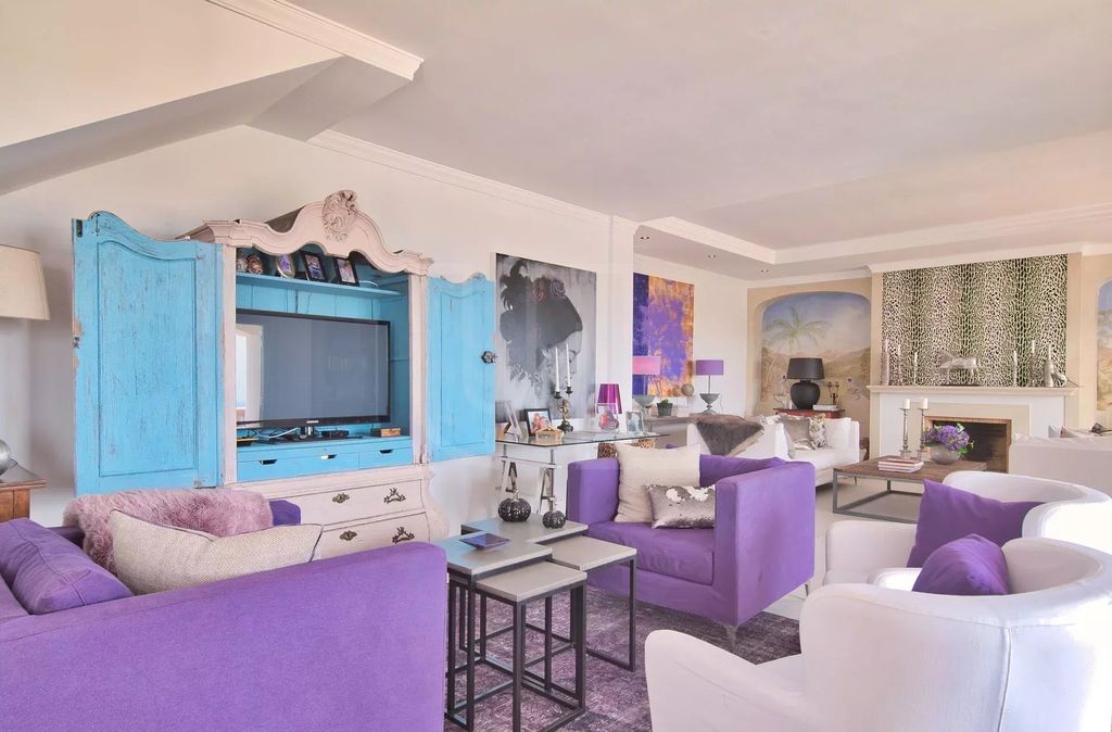 Property photo 3 of 18