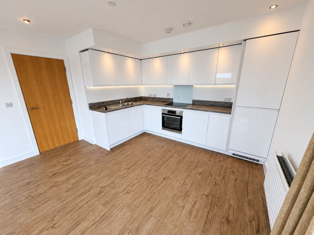 Property photo 2 of 5 6116042
