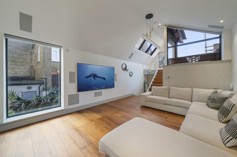 Property photo 3 of 19 3.Jpg