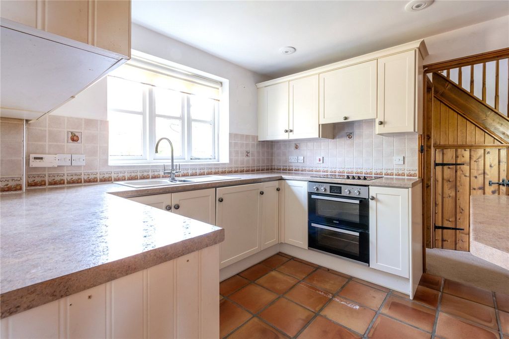 Property photo 3 of 17 Picture No. 10