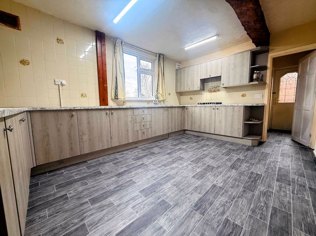 Property photo 2 of 10 Image