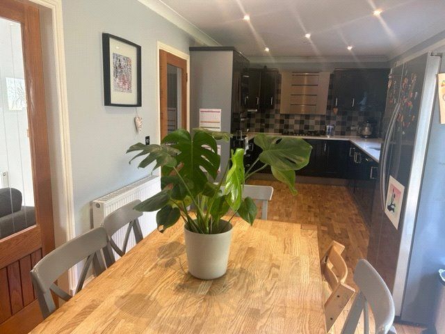 Property photo 2 of 23 Breakfasting Kitchen
