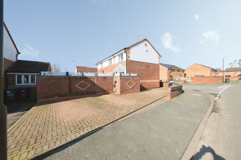 Property photo 3 of 21