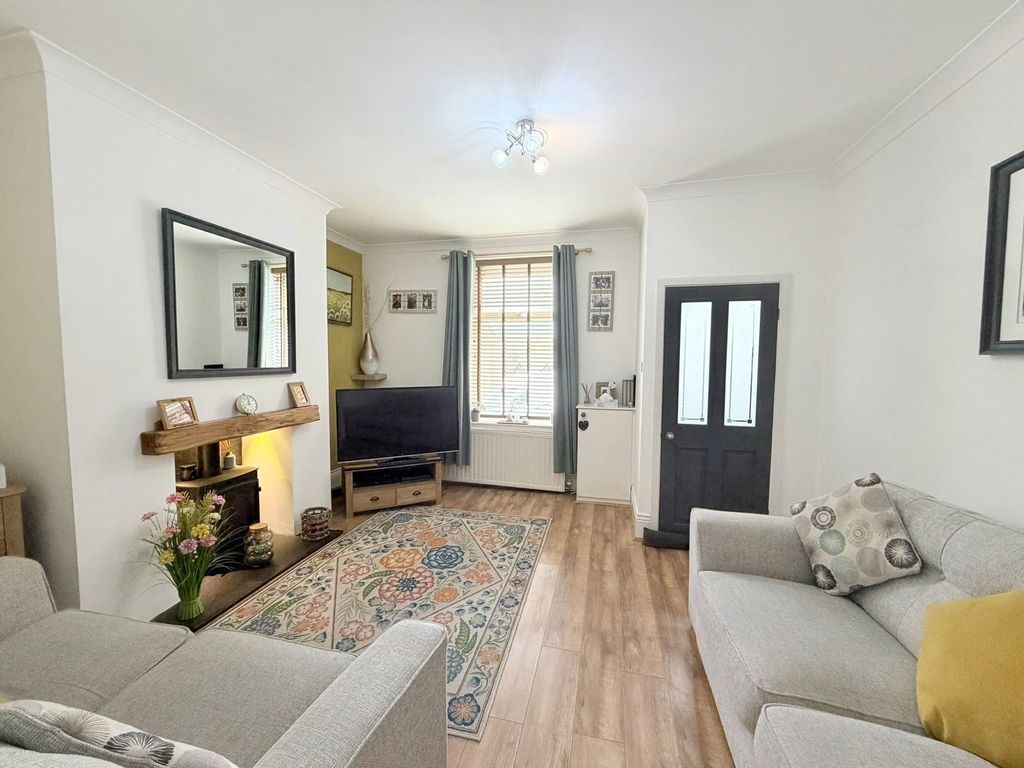 Property photo 3 of 20