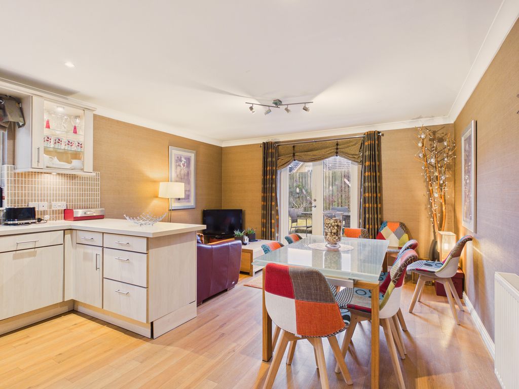 Property photo 2 of 43